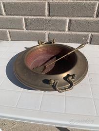 Braciere antico di rame con paletta bellissim