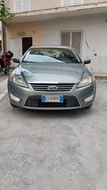 Ford Mondeo Ghia