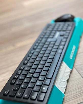 Kit GEEKOM tastiera e mouse wireless nuovi