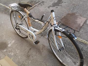 Bicicletta marca Atala 8 marce