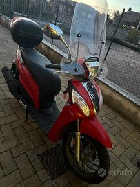 Kymco People 125 in condizioni praticamente 
