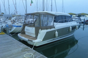 Jeannau NC 9