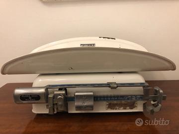BILANCIA antiquariato vintage SALUS MILANO NEONATI