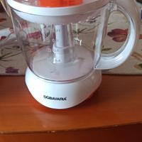 Spremiagrumi nuovo elettrico. 