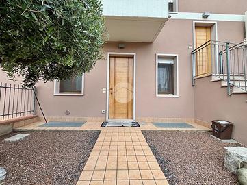 3 LOCALI A SAN GIOVANNI LUPATOTO