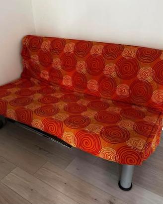 Divano letto matrimoniale