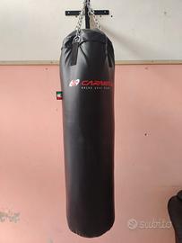 Sacco da boxe Carnielli 40kg. + supporto