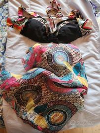 reggiseno mare e pareo 