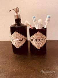 Dispenser sapone + portaspazzolini