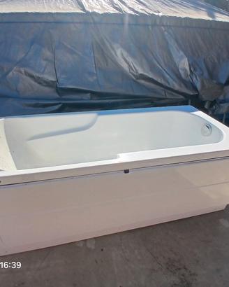 VASCA DA BAGNO  COLACRIL CON PARATIE