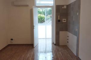 33000 monolocale ristrutturato