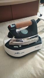 ferro da stiro a vapore