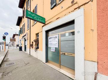 NEGOZIO A BRESCIA