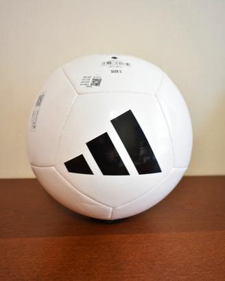 ⚽️ Adidas Universadi pallone da calcio bianco e ne
