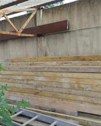 Travi in legno doka per armatura edile