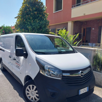 Opel vivaro disel 160p