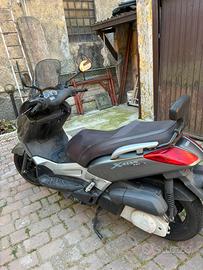 Yamaha xmax 250