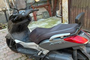 Yamaha xmax 250