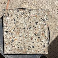 Piastrelle in graniglia