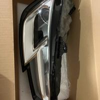 Faro Audi A4 B9 bixeno Destro come nuovo