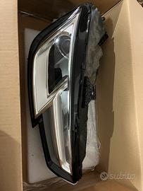Faro Audi A4 B9 bixeno Destro come nuovo