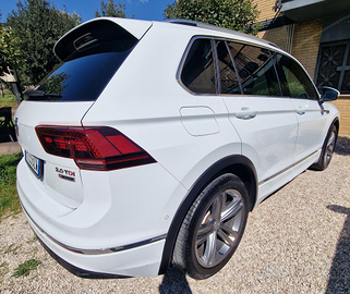 Volkswagen tiguan R-Line 2.0 tdi 190cv