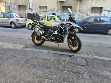 Bmw 1250 hp modello spezial