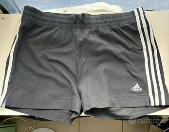 Pantaloncini Adidas