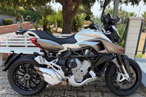 MV AUGUSTA STRADALE