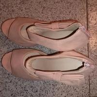 Scarpe rosa con il tacco, numero 36.