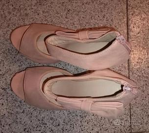 Scarpe rosa con il tacco, numero 36.