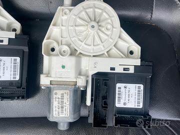 Motorini alza vetro VW Golf 5 e Golf Plus
