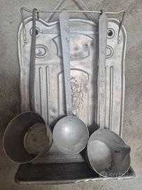 Raccogli gocce  con mestoli