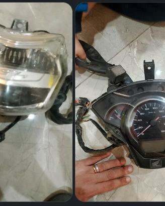 Contachilometri e faro sh 300 2018