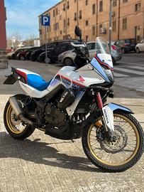 Honda Transalp 750