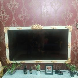 cornice TV avorio e oro 65" in legno