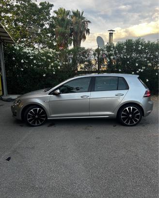 GOLF TGI  7 SERIE