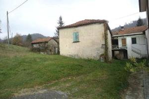 Immobile in asta di 360 m² con 4 locali a Dego