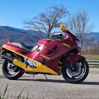 HONDA CBR 1000F 