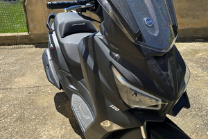 Scooter 300
