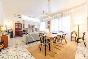 Appartamento di 170 m² con 5 locali e box auto dop