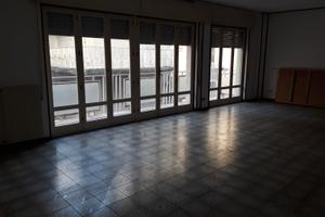 Appartamento 240 mq. gela centro