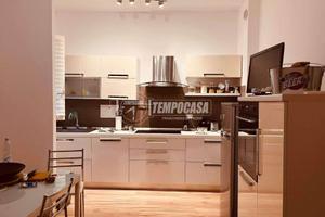 Appartamento in laterale di Viale Umberto a reddit