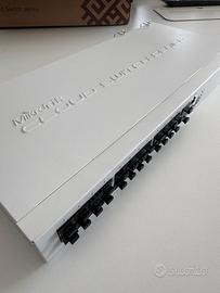 Router Switch Mikrotik CRS326-24S-2Q+RM NUOVO