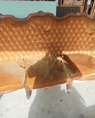 divano antiquariato anni 60 