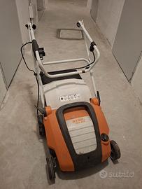 Arieggiatore da prato Stihl RLE 240