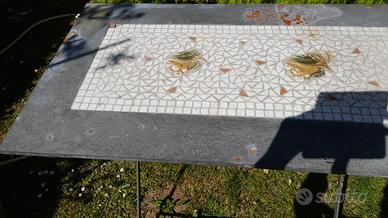 Tavolo per giardino