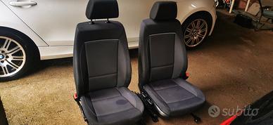 Interno bmw serie 1 e87 5 porte 2011