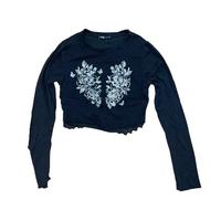 Top grigio scuro a maniche lunghe