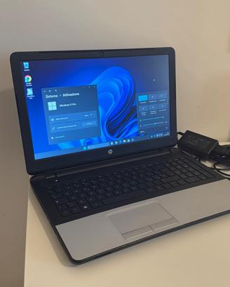Portatile windows 11 intel i5 schermo 15"